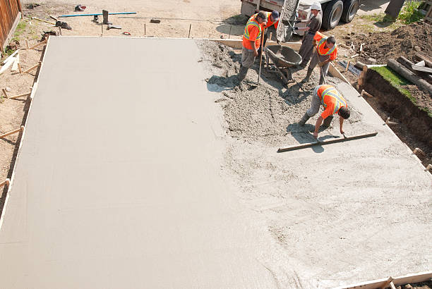 Best Commercial Concrete Services in O, MI